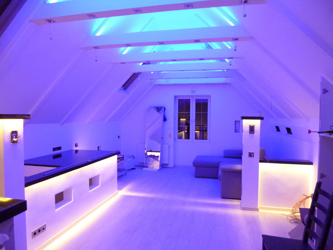 Elbląg 💎 Wynajmę Ekskluzywne Studio-Loft na Starówce (55 m&sup2;) + Balkon &ndash; Pełne Wyposażenie i