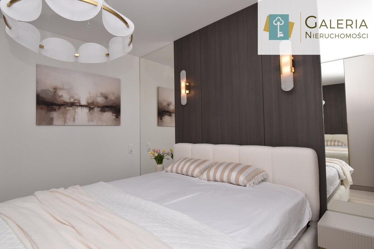 Elbląg GALERIA NIERUCHOMOŚCIZ pasji i miłości do nieruchomościNa sprzedaż: 3 pokoje pełne stylu – gotowe do