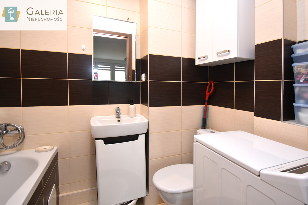 Elbląg GALERIA NIERUCHOMOŚCIZ pasji i miłości do nieruchomościNa sprzedaż: Dwa pokoje z balkonem blisko