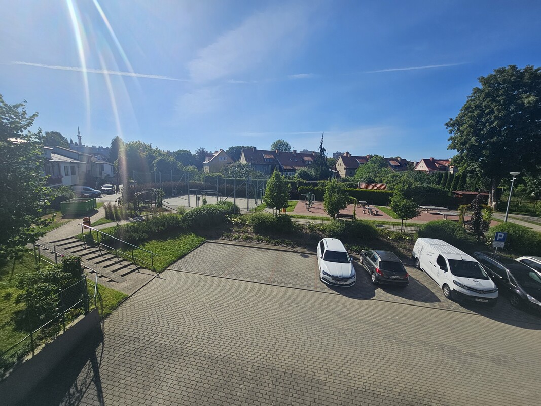 Elbląg SPRZEDAM MIESZKANIE 3 POKOJOWE- 60m2
UL. ŻEGLARSKA,
MEDIA Z MIASTA,
BLISKO PARK KAJKI.