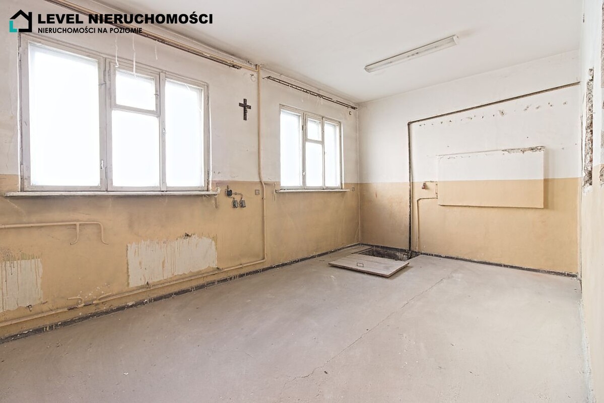 Elbląg LEVEL NIERUCHOMOŚCILokal w mieście z możliwościamiul. Wyspiańskiego 269,8 m2NIERUCHOMOŚCI NA POZIOMIE