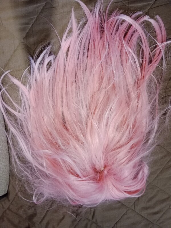 Elbląg Sprzedam stroje karnawałowe po córce w cenie od 20 zł do 35 zł, maska i peruka po 10 zł. Możliwość odbioru w