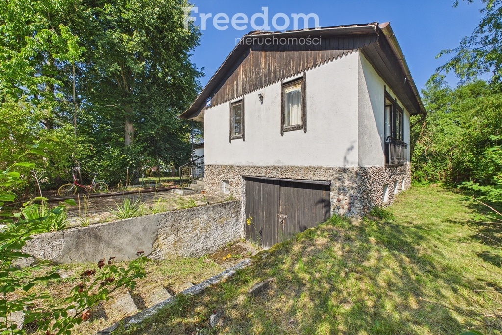 Elbląg FREEDOM NIERUCHOMOŚCISprzedam dom - Siemiany. Oferuję na sprzedaż wolnostojący domek letniskowy położony w