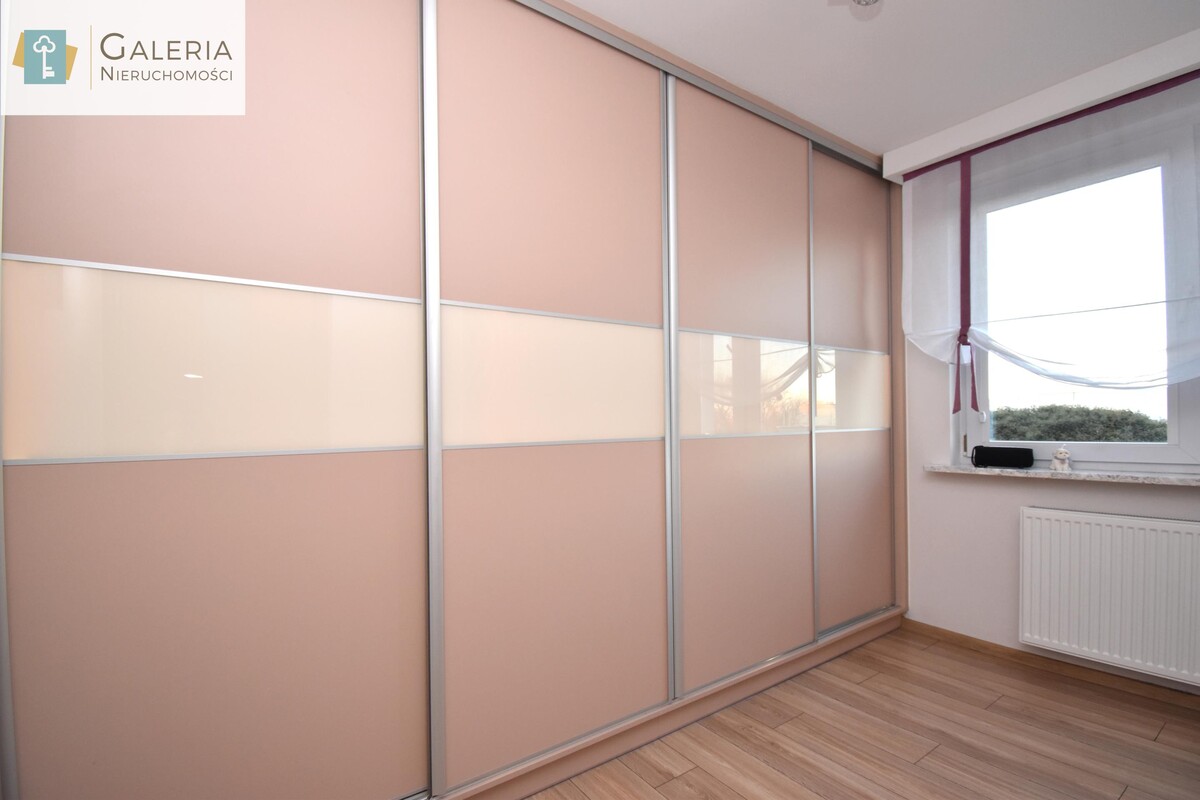 Elbląg GALERIA NIERUCHOMOŚCIZ pasji i miłości do nieruchomościNa sprzedaż: Gotowe do wprowadzenia- 3 pokoje z klimatem