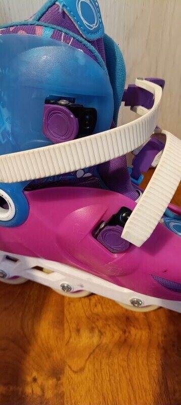 Elbląg Rolki dziewczęce Decathlon OXELO rozmiar 34-36,z regulacją. Wszystkie zapięcia sprawne, wygodne zapinanie,