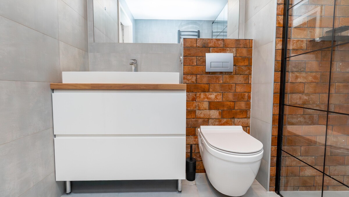 Elbląg TO MY SPRZEDAJEMYNIERUCHOMOŚCI W TYM MIEŚCIEBIURO NIERUCHOMOŚCIAMERICAN HOMEWYNAJMĘ - 3 POKOJE - STARY