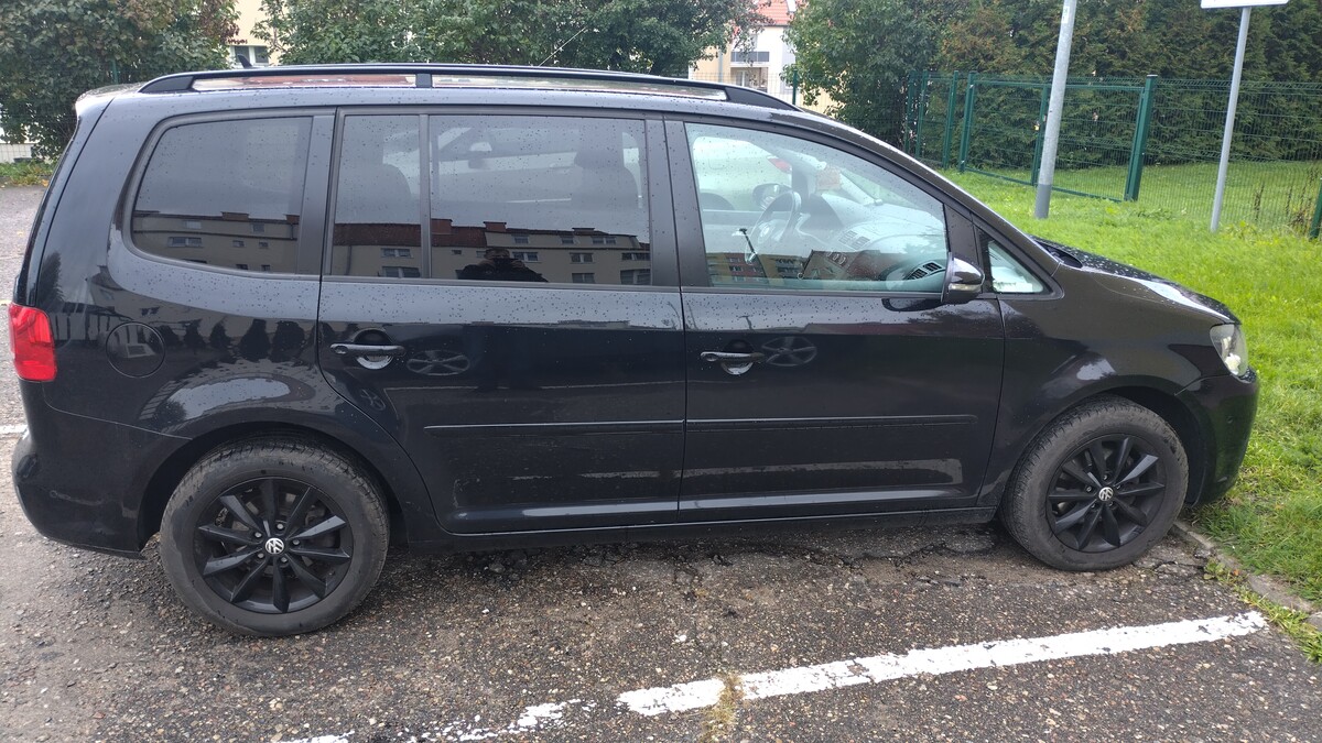Elbląg VW Touran 1.6 TDI 2011 Rok
