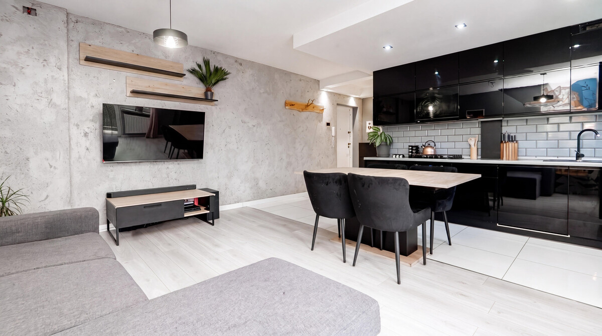 Elbląg TO MY SPRZEDAJEMYNIERUCHOMOŚCI W TYM MIEŚCIEBIURO NIERUCHOMOŚCIAMERICAN HOMEFOR SALE - 3 POKOJE -