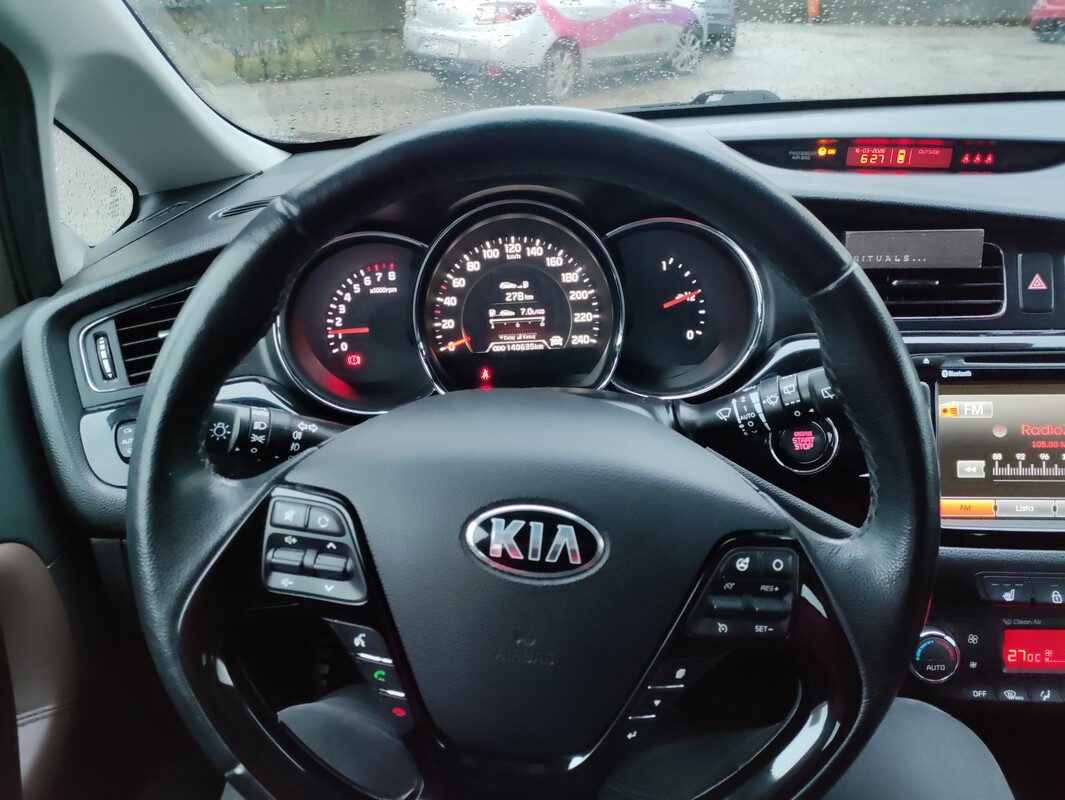 Elbląg Sprzedam kia cee'd 2015r bogate wyposażenie