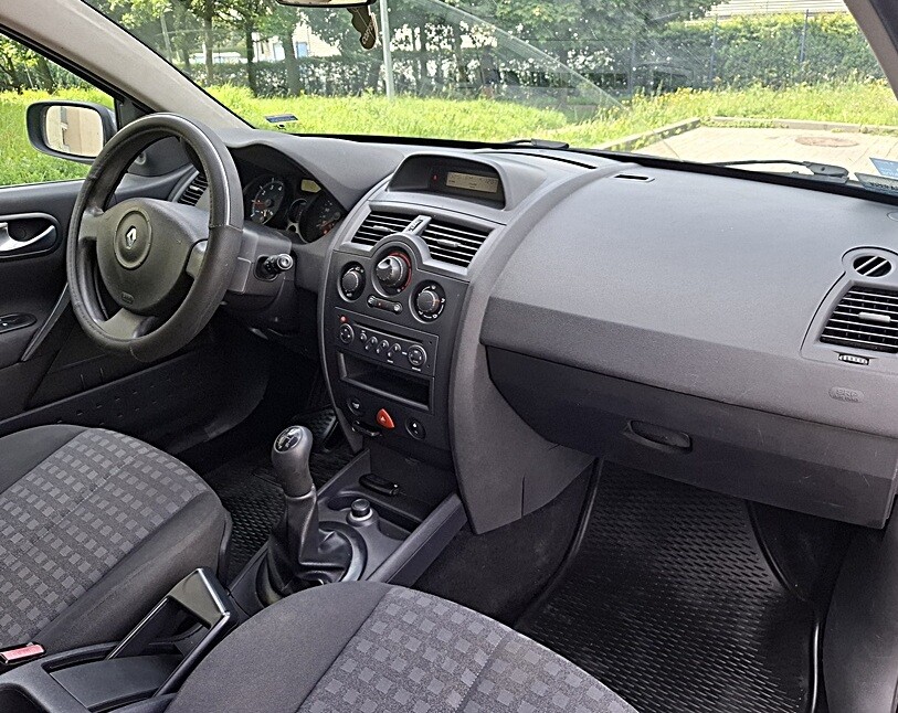Elbląg RENAULT MEGANE1.6 BenzynaM- 2008 rKlimatyzacja sprawna2 kpl. opon Długie opłaty