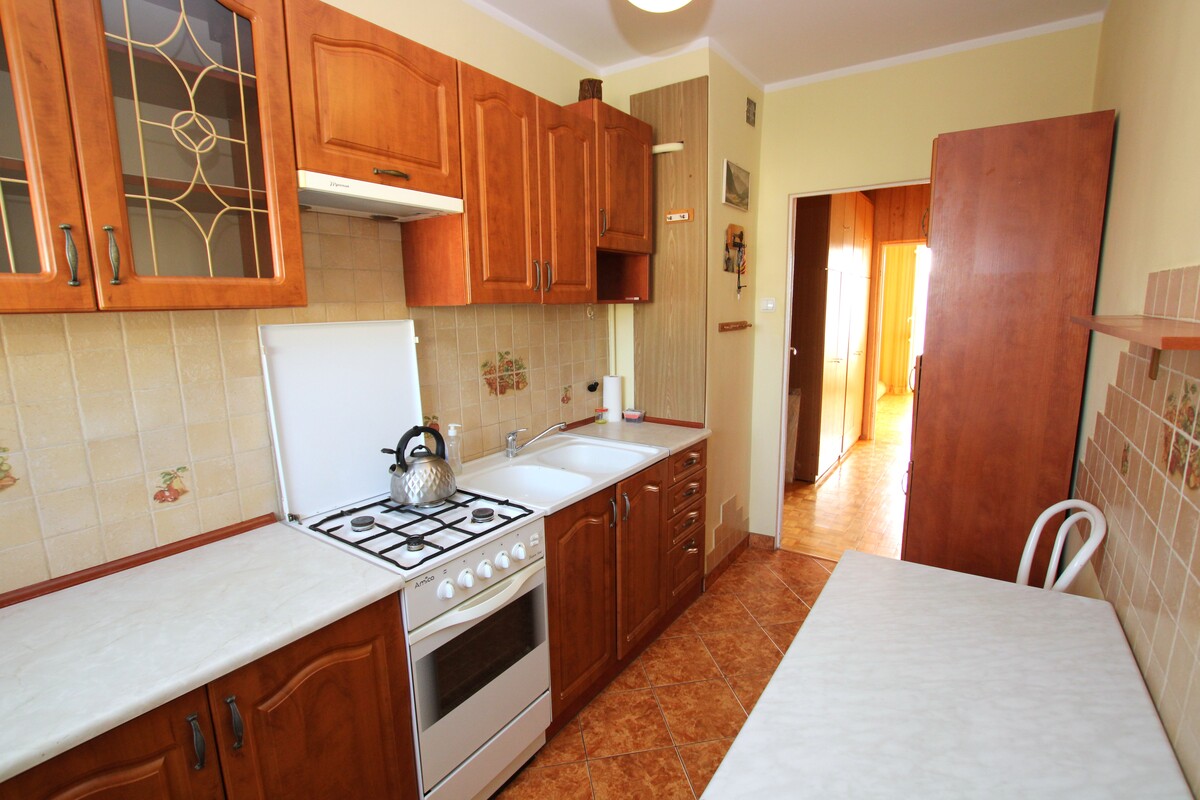 Elbląg NIERUCHOMOŚCI ANNA KRASZEWSKA Słoneczne 3-pokojowe mieszkanie, z dużym balkonem