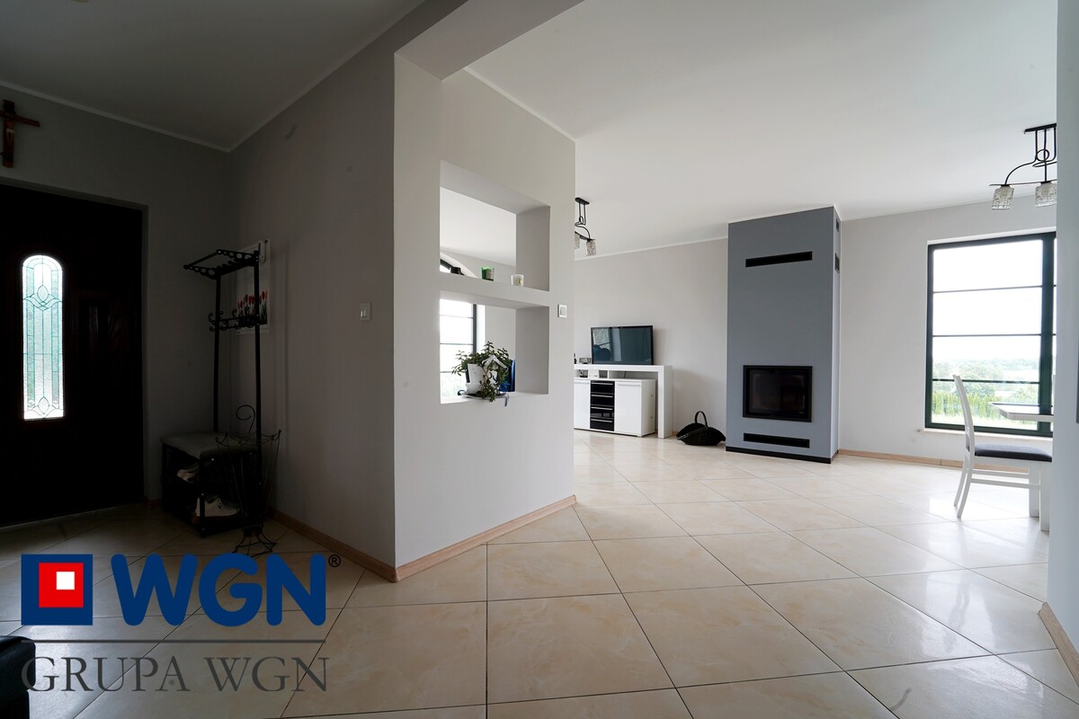 Elbląg Komfortowy dom 203,2 m² z ogrodem, Komorowo Żuławskie, tylko 10 km od ElblągaWGN Nieruchomości Oddział