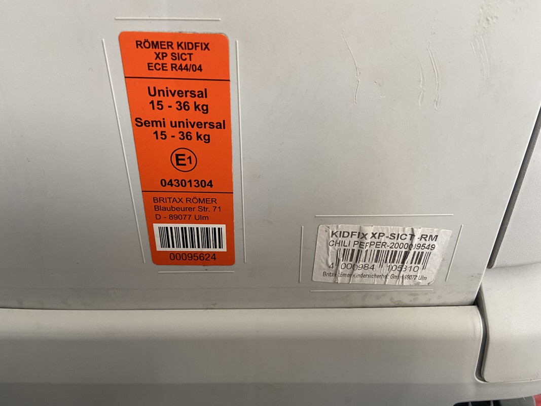 Elbląg Fotelik samochodowy Britax Romer, przeznaczony dla dzieci w przedziale wagowym 15-36 kg, Fotelik jest
