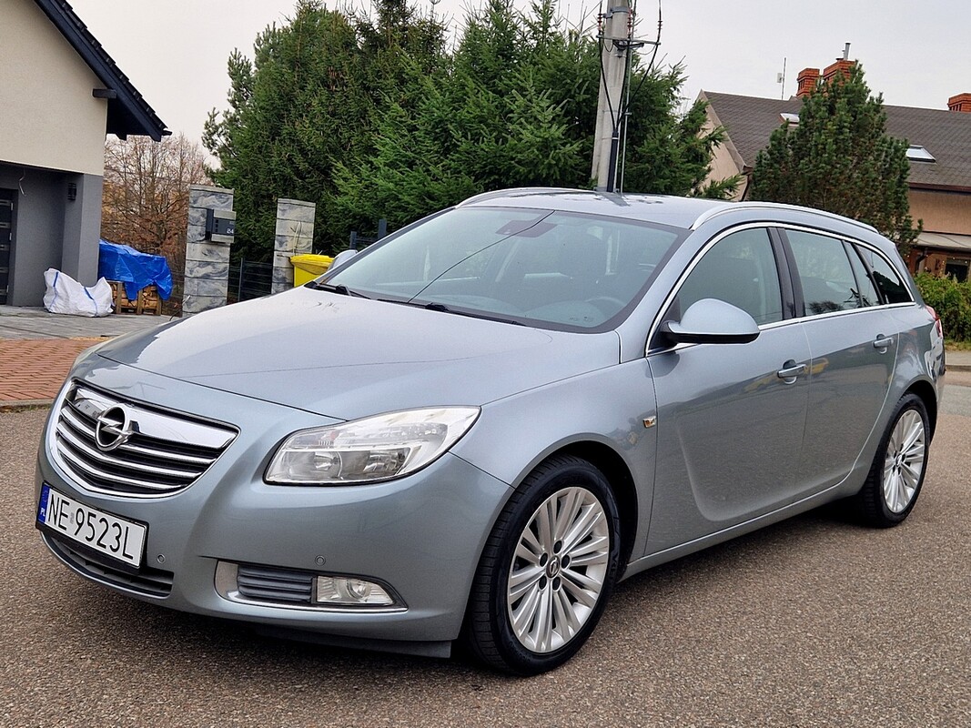 Elbląg Opel InsigniaSilnik : Benzyna 140KM179tys. km Serwis !Zarejestrowany i opłacony!