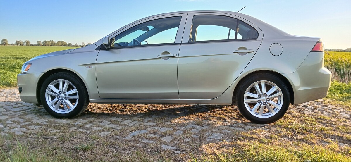 Elbląg Mitsubishi Lancer IX 1.6 2011r polski salon, stan bardzo dobry, 129 tyś.