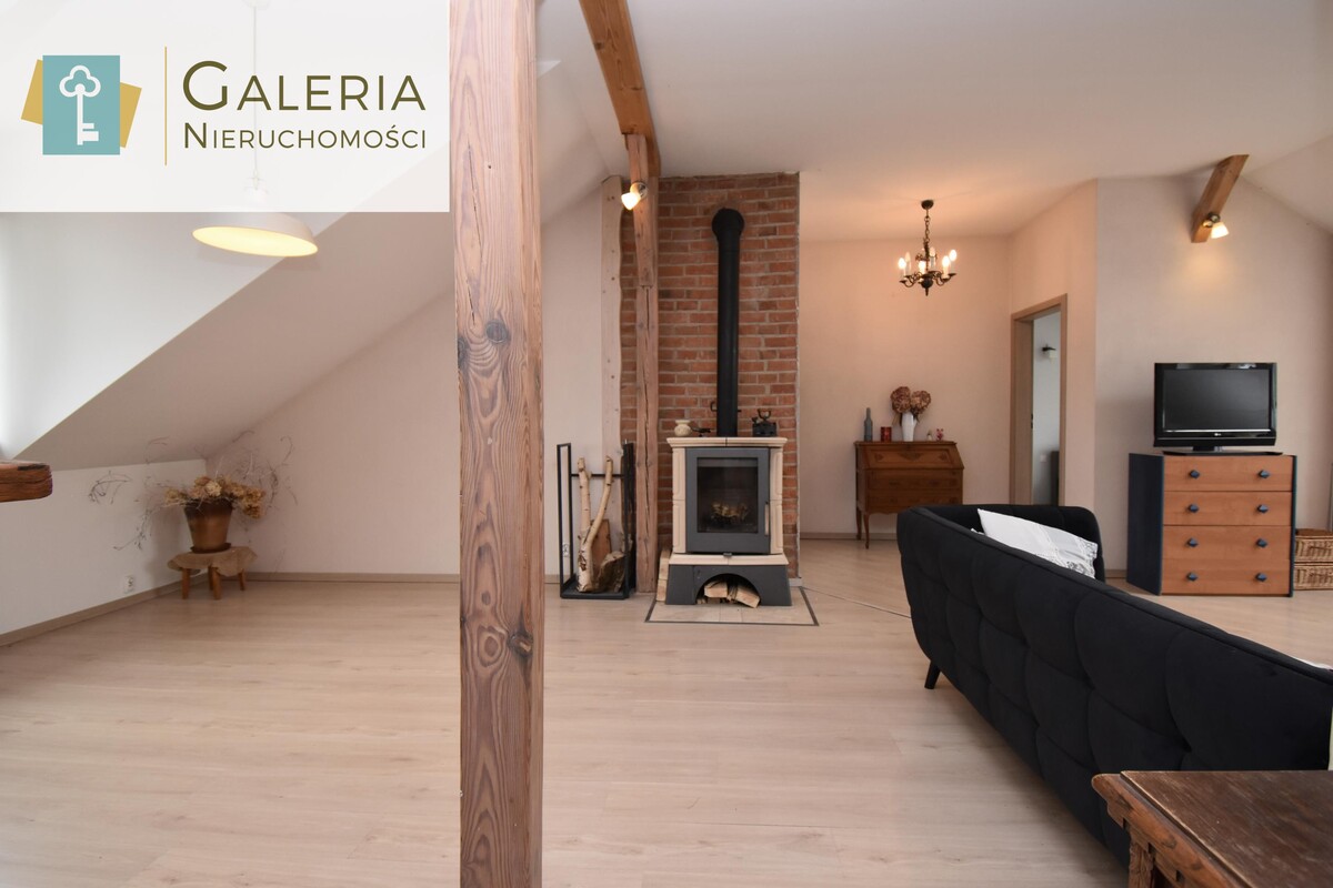 Elbląg GALERIA NIERUCHOMOŚCIZ pasji i miłości do nieruchomościNa sprzedaż: Duże, jasne mieszkanie z duszą i pięknym