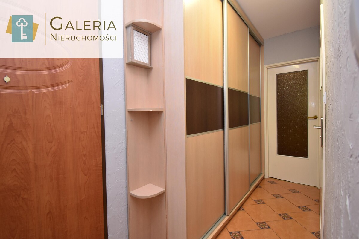 Elbląg GALERIA NIERUCHOMOŚCIZ pasji i miłości do nieruchomościNa sprzedaż: 2 pokojowe mieszkanie na parterze z