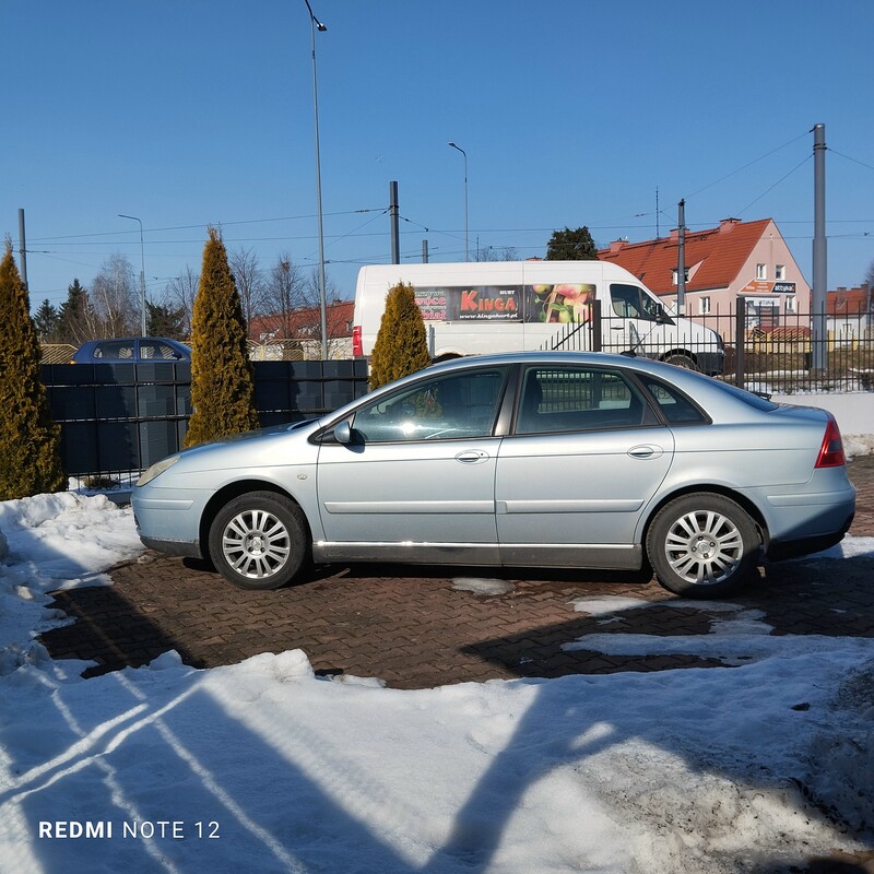 Elbląg Sprzedam Bardzo Ładny - CITROEN C5 Limuzyna.
Rok produkcji - 2007
Bardzo Ładny Kolor - BŁĘKIT Metalik.
Silnik