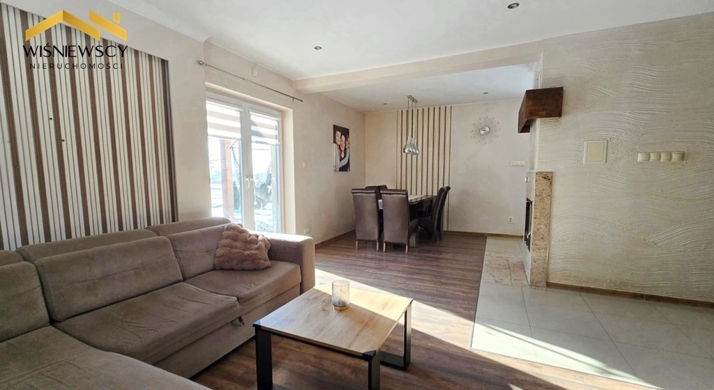 Elbląg WIŚNIEWSCY NIERUCHOMOŚCI Sp. z o.o.Sprzedam dom - Jegłownik, Gronowska. Oferta:
Na sprzedaż funkcjonalny