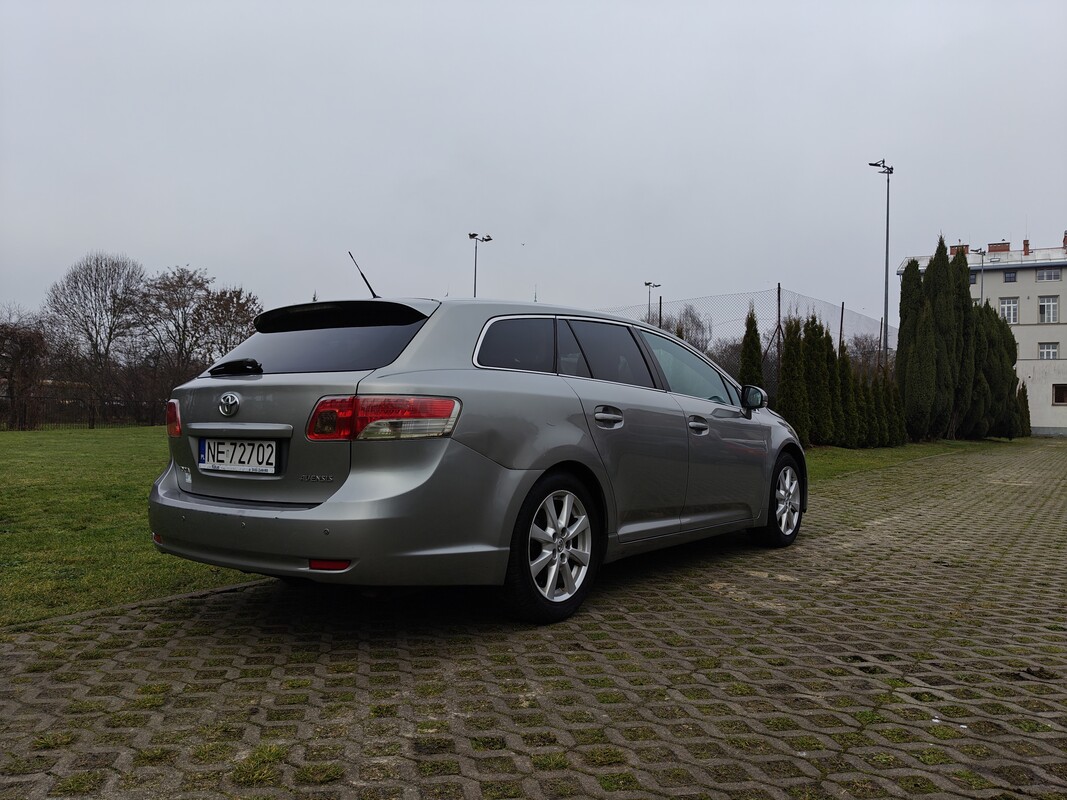 Elbląg Sprzedam Toyota Avensis T27,1 właściciel od nowości. Benzyna, serwisowany na bieżąco. Nowe opony wielosezonowe.