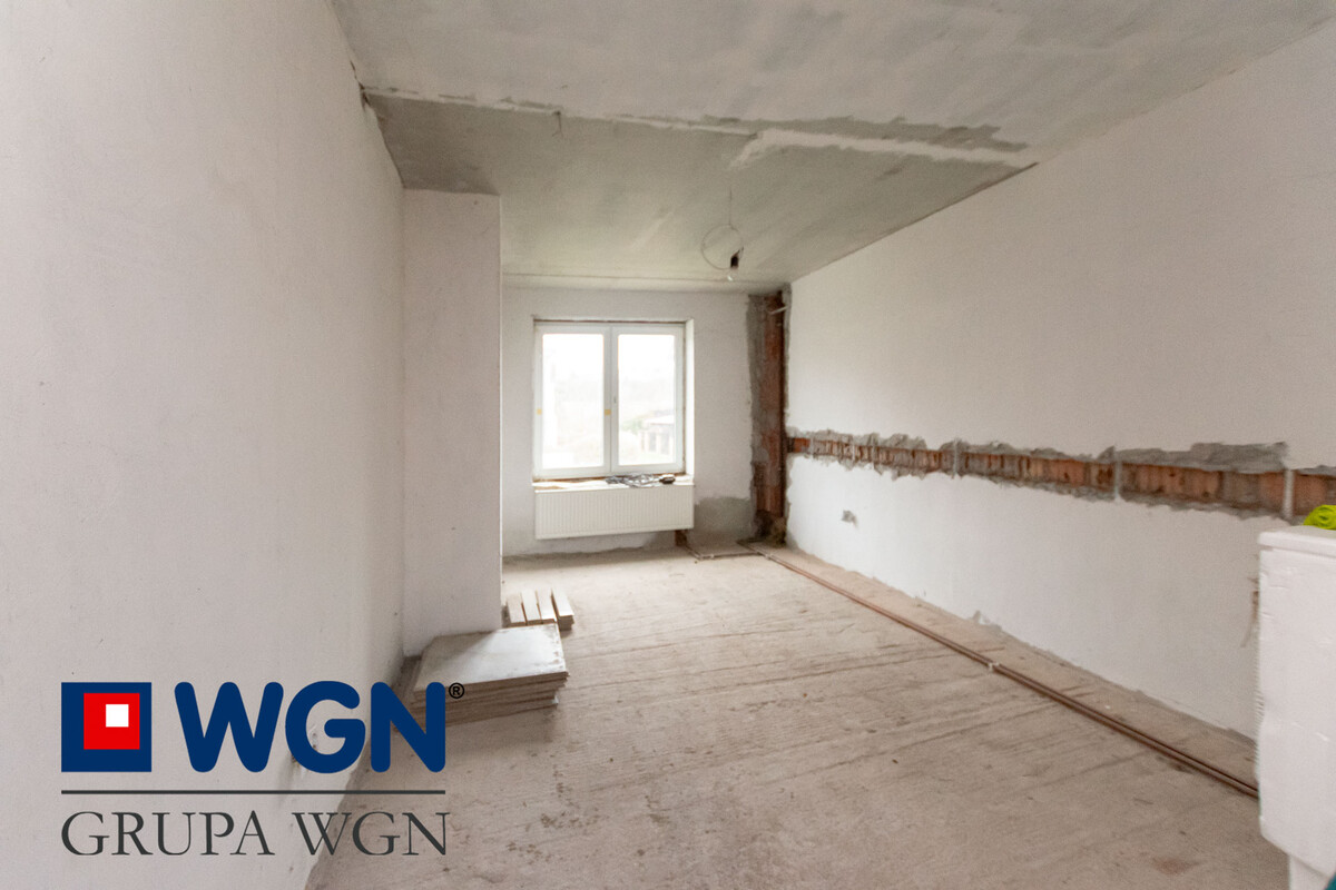 Elbląg WGN Nieruchomości oddział Elbląg przedstawia Państwu dom w zabudowie szeregowej z lokalem użytkowym o