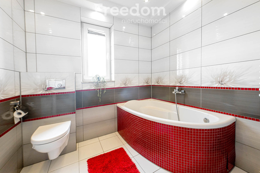 Elbląg FREEDOM NIERUCHOMOŚCIWynajmę mieszkanie - Elbląg, Władysława Broniewskiego. Nowoczesne mieszkanie z dużym