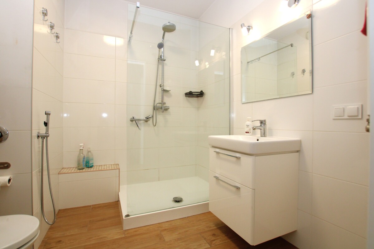 Elbląg NIERUCHOMOŚCI ANNA KRASZEWSKA 3-pokojowe mieszkanie do wynajęcia w apartamentowcu przy galerii,