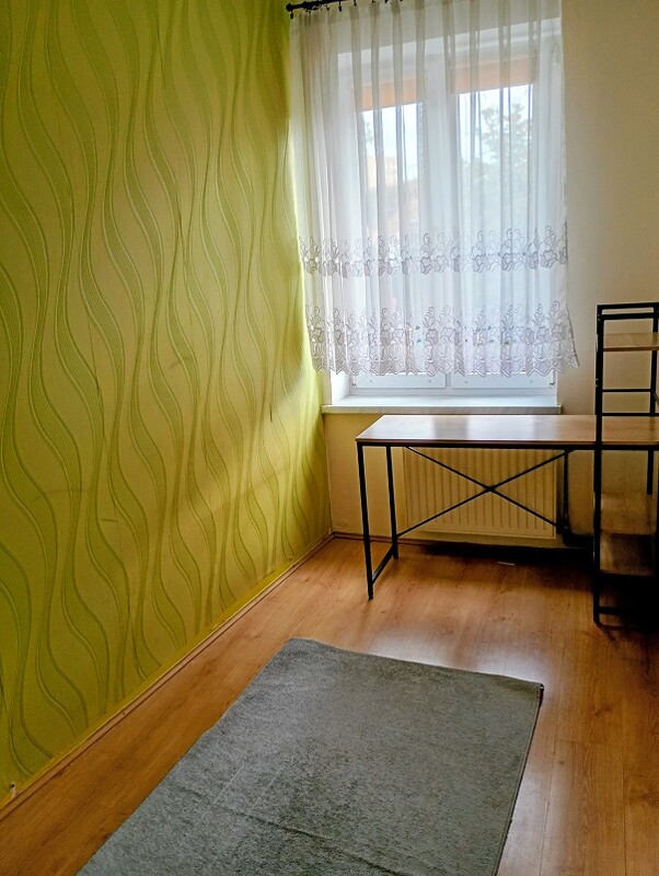 Elbląg Wynajmę mieszkanie o powierzchni 40, m², usytuowane na pierwszym piętrze w doskonałej lokalizacji –