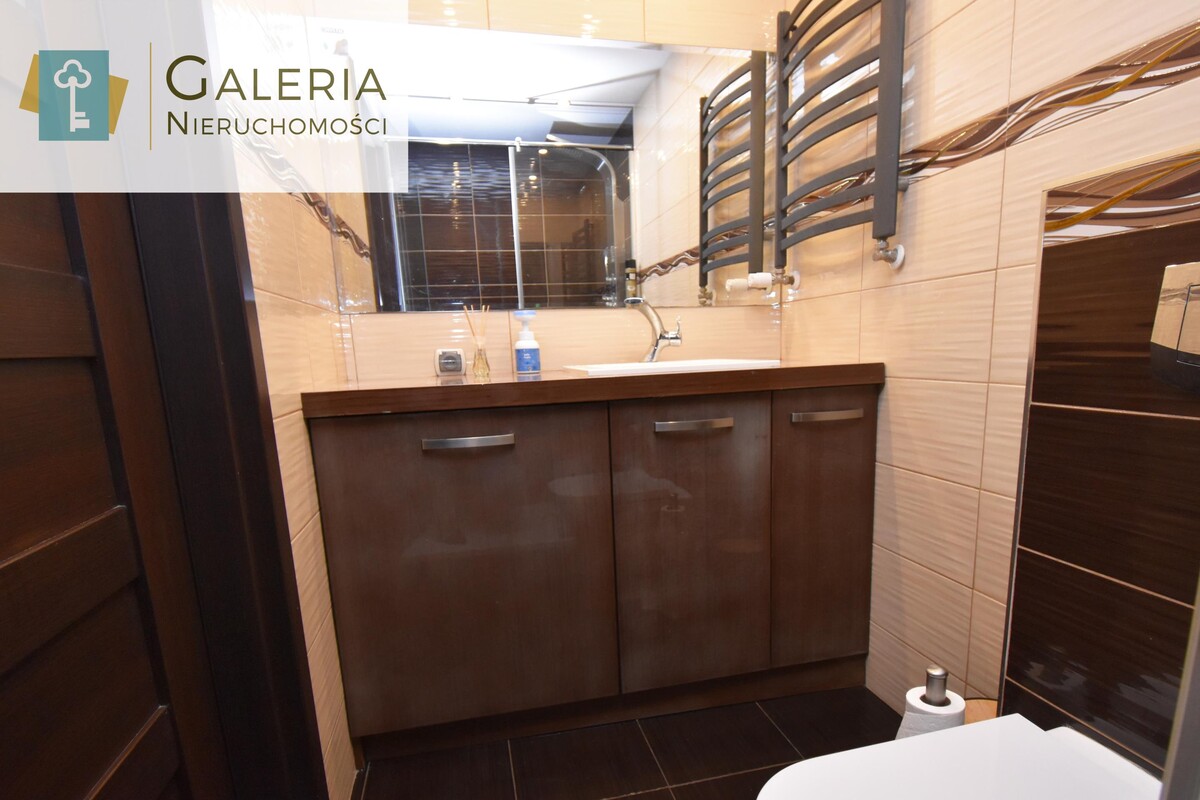 Elbląg GALERIA NIERUCHOMOŚCIZ pasji i miłości do nieruchomościNa sprzedaż: 2 pokojowe mieszkanie na pierwszym pietrze