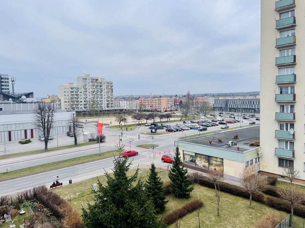 Elbląg 🏡 🌟 Przestronne 2-pokojowe mieszkanie z balkonem w sercu Elbląga! Wyjątkowe