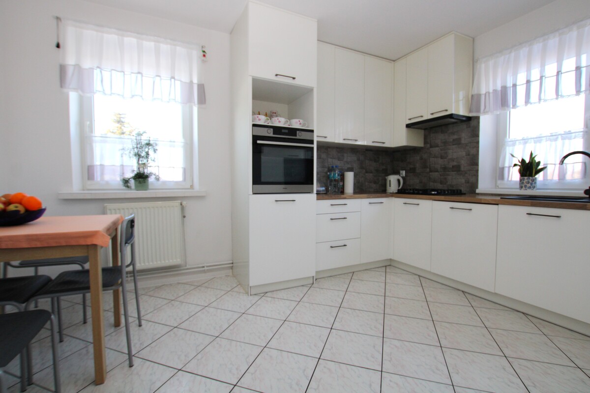 Elbląg NIERUCHOMOŚCI ANNA KRASZEWSKAMieszkanie 3-pokojowe z własnym ogrodem i garażem Łęcze, gm. Tolkmicko, 10