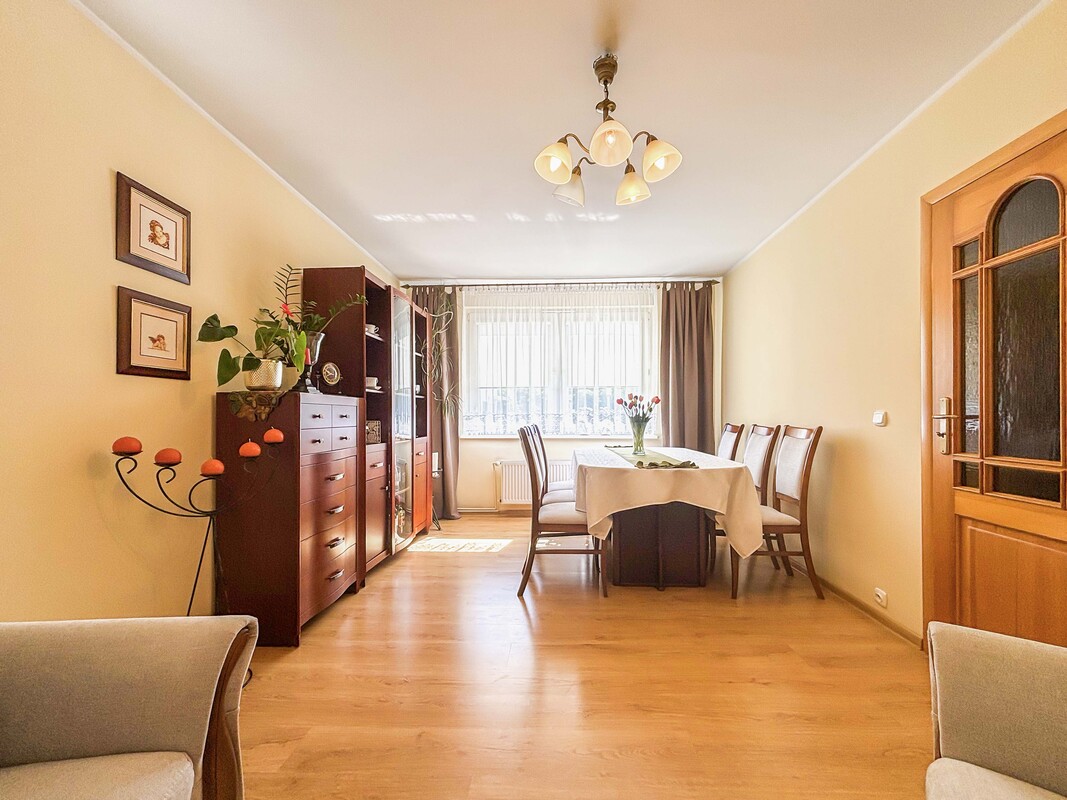 Elbląg DE FACTO NIERUCHOMOŚCITWÓJ ZAUFANY PARTNER! NOWA CENA ! 4-POK. MIESZKANIE W KAMIONKU WIELKIM 104,2M2 - SALON,