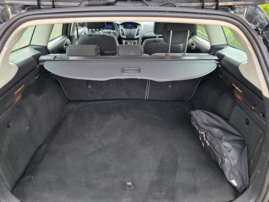 Elbląg Ford Focus, benzyna, 2013 rok - bardzo dobrze wyposażone Ładne zadbane auto, wizualnie bardzo ładnie się