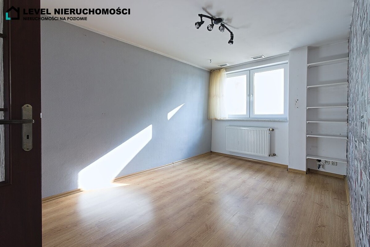 Elbląg LEVEL NIERUCHOMOŚCIMieszkanie trzypokojowe z ogródkiemul. Grochowska 52,30 m2 NIERUCHOMOŚCI NA POZIOMIE