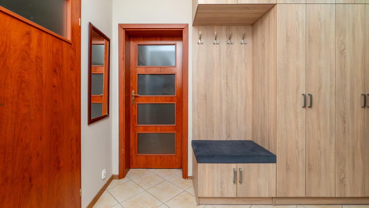 Elbląg TO MY SPRZEDAJEMYNIERUCHOMOŚCI W TYM MIEŚCIEBIURO NIERUCHOMOŚCIAMERICAN HOMEWYNAJMĘ - 2 POKOJE -