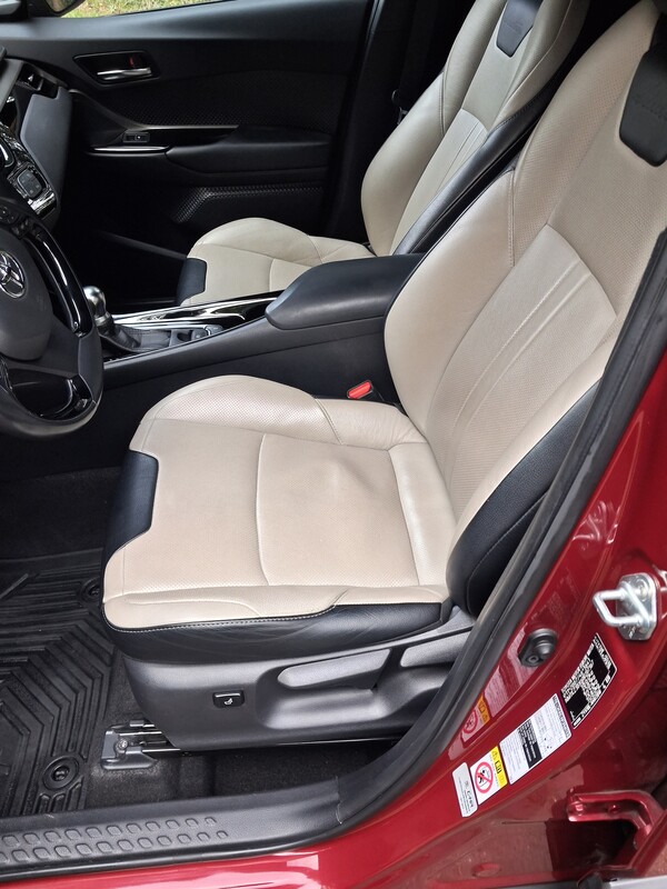 Elbląg Toyota C-HR 1.8 Hybrid Selection, najbogatsza wersja