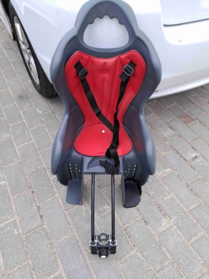 Elbląg Fotelik rowerowy SEGGIOLINI ITALIANI. 
do 22 kg, stan dobry.
