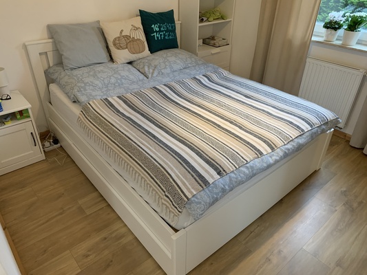 Elbląg Sprzedam szafkę rtv oraz komodę na odzież w komplecie w cenie 200 zł lub oddzielnie ( 100 zł szafka, 100 zł