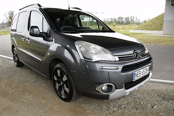 Elbląg Citroen Berlingo 1.6 Diesel, 2014 rok. Przestronne wnętrze. Zamiana. Auto w wersji osobowej – bardzo