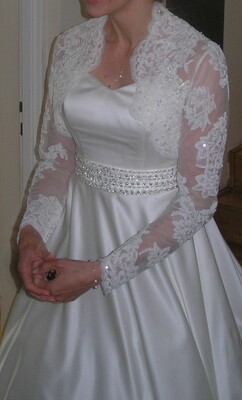 Elbląg Oddam za symboliczną kwotę suknię ślubną rozmiar 38 - 40 na 164,suknia jest po czyszczeniu, założona była raz.