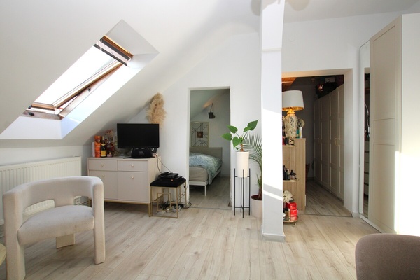 Elbląg NIERUCHOMOŚCI ANNA KRASZEWSKA&nbsp; Mieszkanie 5-pokojowe z ogródkiem przy budynku &nbsp; ul. Niska