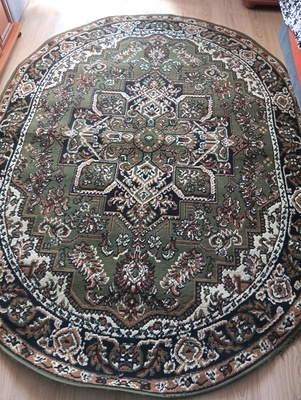 Elbląg Witam lustro 30 dywan długość a160 a szer 20 cm. 20 zł sanki 20 proszę pisać szkoda to wyrzucić proszę w sma