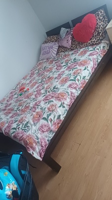 Elbląg Duże lozko sprzedam z materacem do odświeżenia bo wylało sie picie synkowi (sam materac kosztował prawie 2 tys