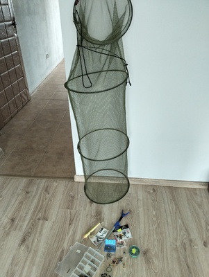 Elbląg Akcesoria wędkarskie, siatka 120cm, kołowrotek, żyłka, wolber, haczyki itp. oddam wszystko za 120zł. (