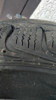 Elbląg Opony zimowe na kołach z samochodu Suzuki Baleno 
Opony m-ki Apollo 175 x 65 R15 
W dobrym stanie.