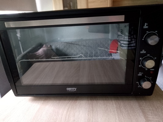 Elbląg Sprzedam piekarnik elektryczny camry z rożnem. blaszka i ruszt. brak instrukcji obsługi