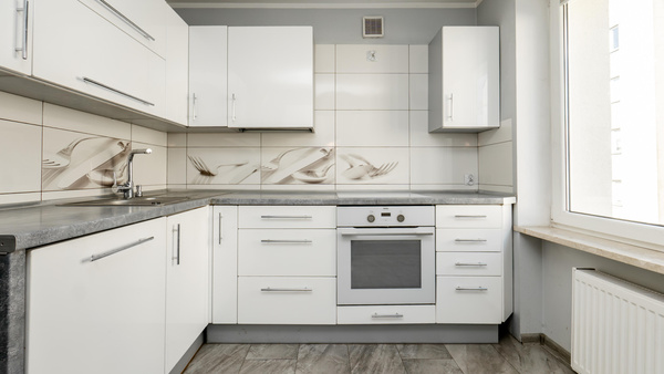 Elbląg TO MY SPRZEDAJEMYNIERUCHOMOŚCI W TYM MIEŚCIEBIURO NIERUCHOMOŚCIAMERICAN HOMEWYNAJMĘ - 2 POKOJE -