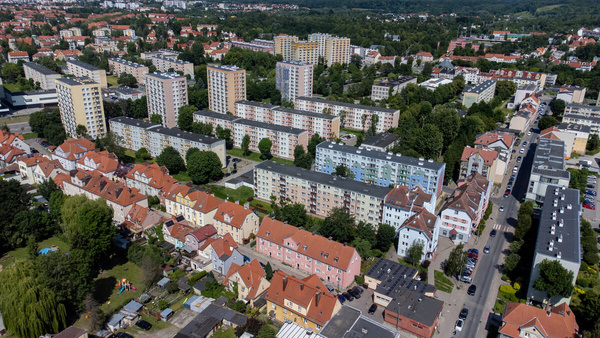 Elbląg TO MY SPRZEDAJEMYNIERUCHOMOŚCI W TYM MIEŚCIEBIURO NIERUCHOMOŚCIAMERICAN HOMEFOR SALE - STRUGA