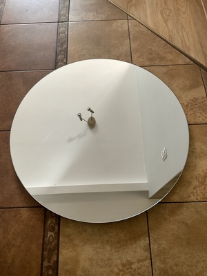 Elbląg Sprzedam używane lustro LED o średnicy 70 cm. Odbiór w Elblągu
