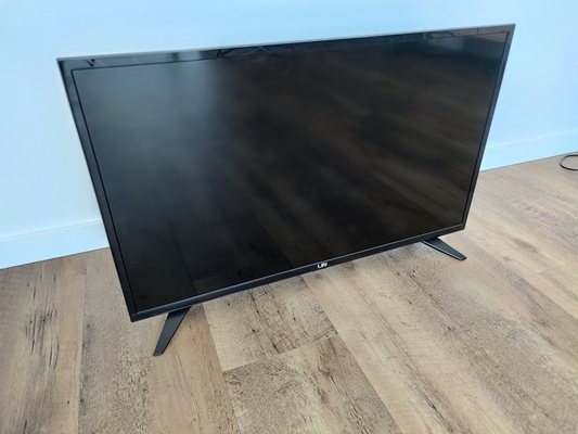 Elbląg Sprzedam telewizor LIN 32D1700 o przekątnej 32 cale (LED). 
Telewizor używany, ale w dobrym stanie technicznym